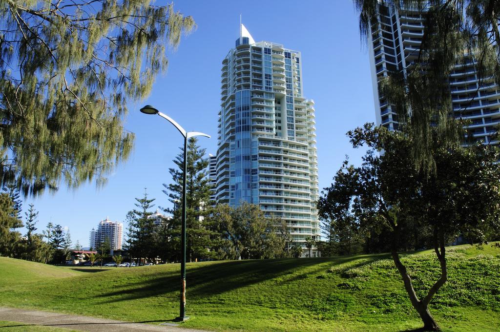 Aparthotel Carmel By The Sea à Gold Coast Extérieur photo